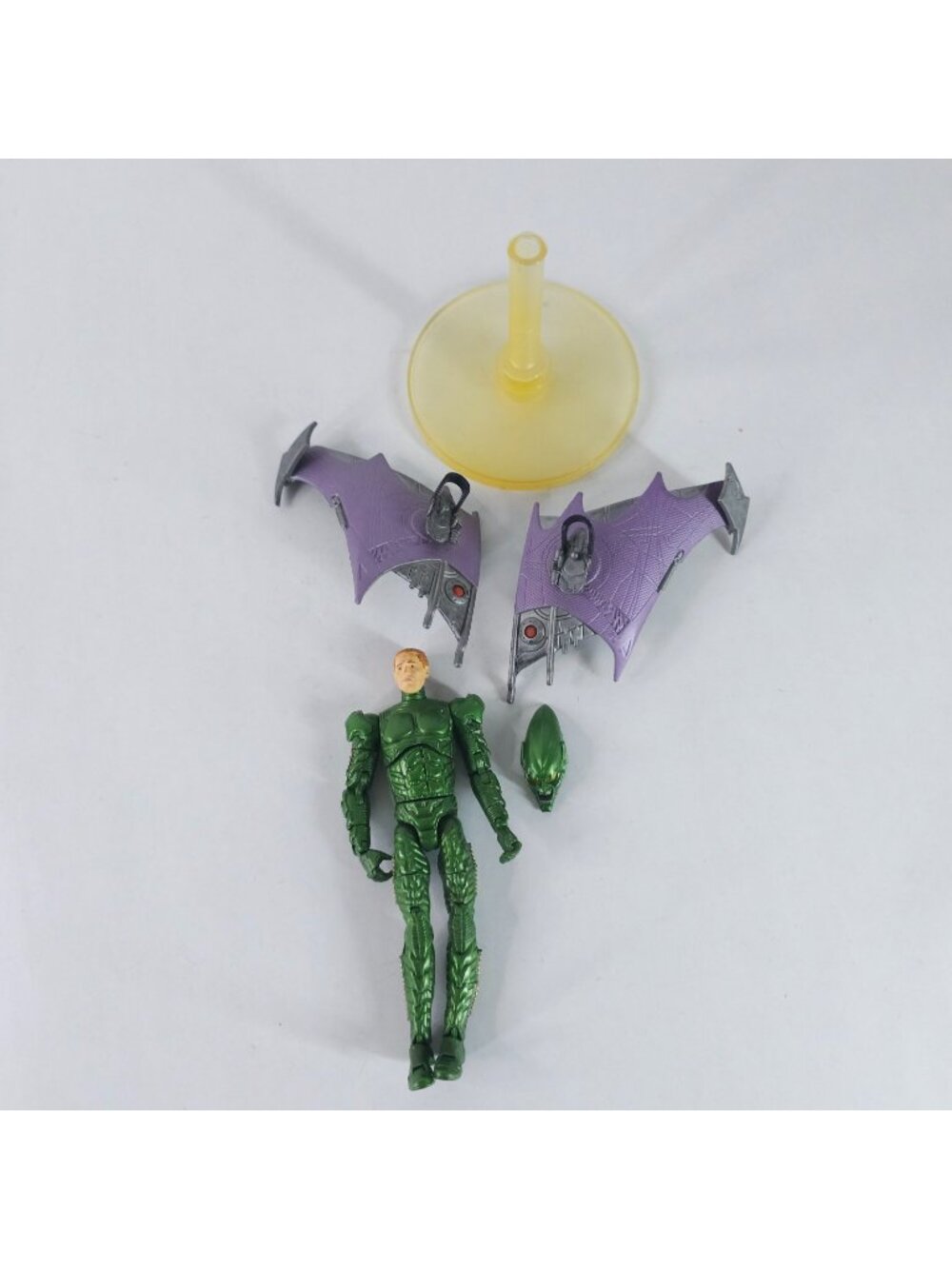 2002 Spider-Man Green Goblin Movie Action Figure Super Poseable With Glider